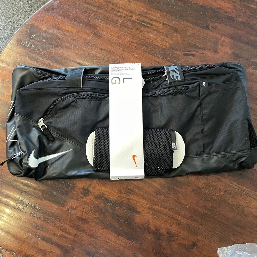 Nike Team Training Train, Compete, Go Tarpaulin bottom Black Duffel Bag NWT